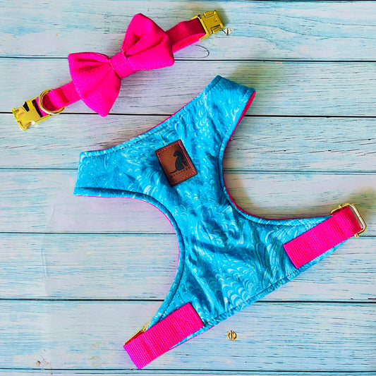 Conjunto Calipso Full Pink para perros y gatos Arnes+Collar con Corbatin